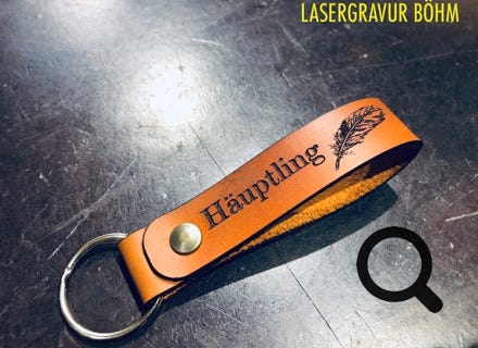 Laser Gravur Böhm in Bonn - Geschenkideen mit Gravuren auf Holz, Glas, Leder, Metall, Acryl Plexiglas , Armbänder, Papier, Anhänger, Schilder ... für Privat und Geschäftskunden und  Firmen. Kunden kommen aus Bonn, Köln, Siebengebirge, Frechen, und ganz NRW, Deutschland, Schweiz und der Welt