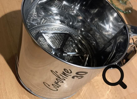 Laser Gravur Böhm in Bonn - Geschenkideen mit Gravuren auf Holz, Glas, Leder, Metall, Acryl Plexiglas , Armbänder, Papier, Anhänger, Schilder ... für Privat und Geschäftskunden und  Firmen. Kunden kommen aus Bonn, Köln, Siebengebirge, Frechen, und ganz NRW, Deutschland, Schweiz und der Welt
