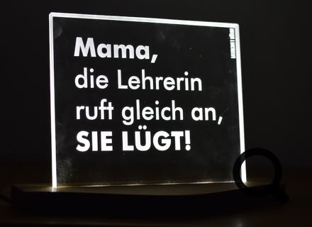Acryl Plexiglas Laser Gravur Böhm in Bonn - Geschenkideen mit Gravuren auf Holz, Glas, Leder, Metall, Armbänder, Papier, Anhänger, Schilder ... für Privat und Geschäftskunden und  Firmen. Kunden kommen aus Bonn, Köln, Siebengebirge, Frechen, und ganz NRW, Deutschland, Schweiz und der Welt