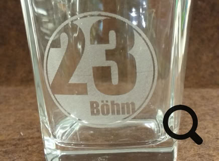 Laser Gravur Böhm in Bonn - Geschenkideen mit Gravuren auf Holz, Glas, Leder, Metall, Acryl Plexiglas , Armbänder, Papier, Anhänger, Schilder ... für Privat und Geschäftskunden und  Firmen. Kunden kommen aus Bonn, Köln, Siebengebirge, Frechen, und ganz NRW, Deutschland, Schweiz und der Welt