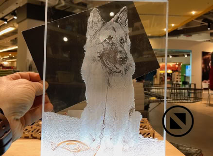 Acryl Plexiglas Laser Gravur Böhm in Bonn - Geschenkideen mit Gravuren auf Holz, Glas, Leder, Metall, Armbänder, Papier, Anhänger, Schilder ... für Privat und Geschäftskunden und  Firmen. Kunden kommen aus Bonn, Köln, Siebengebirge, Frechen, und ganz NRW, Deutschland, Schweiz und der Welt