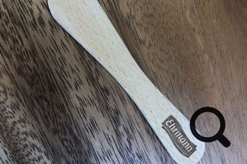 Laser Gravur Böhm in Bonn - Geschenkideen mit Gravuren auf Holz, Glas, Leder, Metall, Acryl Plexiglas , Armbänder, Papier, Anhänger, Schilder ... für Privat und Geschäftskunden und  Firmen. Kunden kommen aus Bonn, Köln, Siebengebirge, Frechen, und ganz NRW, Deutschland, Schweiz und der Welt