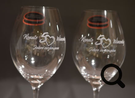 Laser Gravur Böhm in Bonn - Geschenkideen mit Gravuren auf Holz, Glas, Leder, Metall, Acryl Plexiglas , Armbänder, Papier, Anhänger, Schilder ... für Privat und Geschäftskunden und  Firmen. Kunden kommen aus Bonn, Köln, Siebengebirge, Frechen, und ganz NRW, Deutschland, Schweiz und der Welt